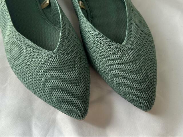 【GU ウォッシャブルニットフラットシューズ】カラーはブラック・オフホワイト・ブラウン・イエロー・グリーンの5色展開