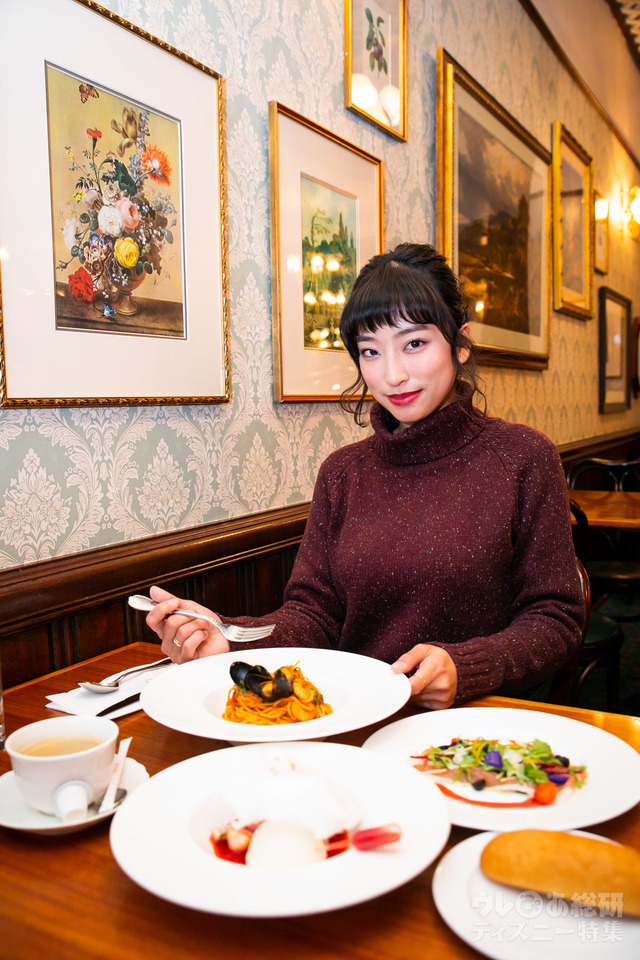 東京ディズニーリゾート35周年“Happiest Celebration!”グランドフィナーレ スペシャルコース 2,480円｜東京ディズニーランド「イーストサイド・カフェ」