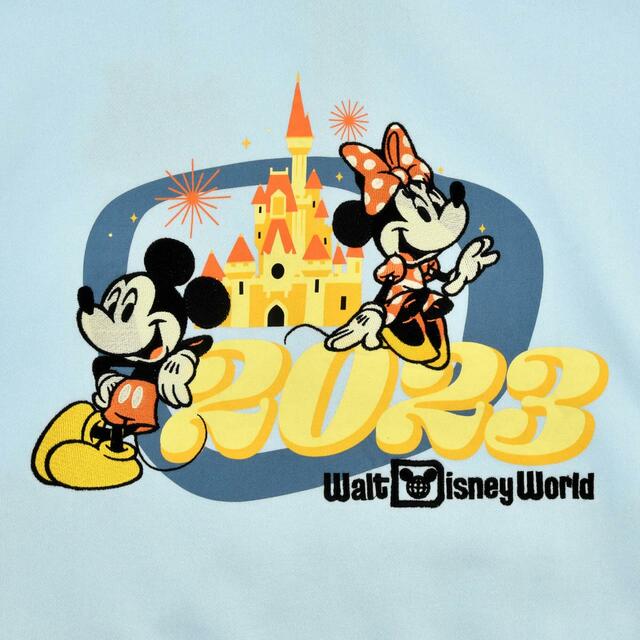 パーカー 8,580円→3,432円（60%OFF）