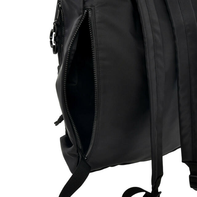 ミッキー リュックサック・バックパック カラビナ付き パラコード Casual Bag 7,500円