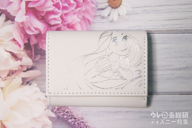『オトナミューズ 2022年6月号』特別付録『塔の上のラプンツェル』デザインの白いミニ財布
