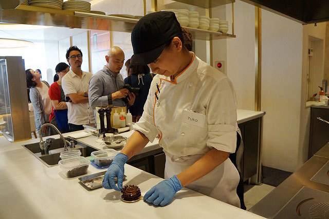 ジンジャーブレッドパインコーン