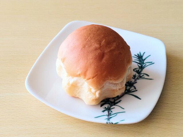 【木村屋總本店 じゃりぱん 6個 558円】シュガーミルククリームのまろやかな甘さが魅力