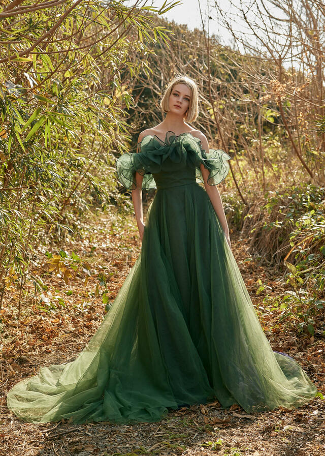 クラウディア｜「K.RANNE-クランネ-」新作ウェディングドレス｜KNE0039_Green