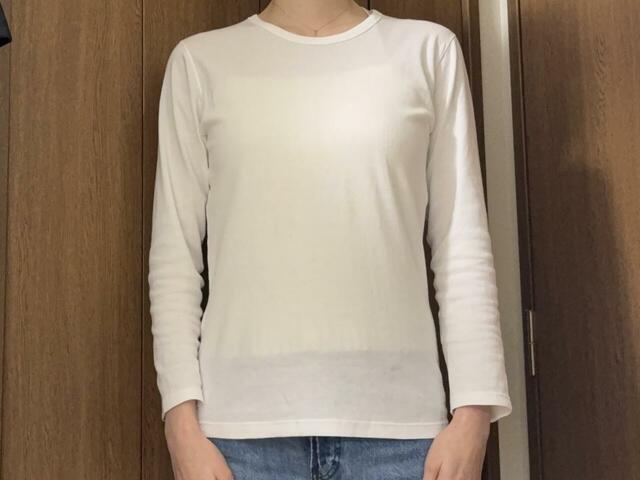 【無印良品　婦人　あったか綿　厚手　クルーネック長袖Ｔシャツ】脇や首まわりも突っ張る感じがなく、動きやすさも満点！