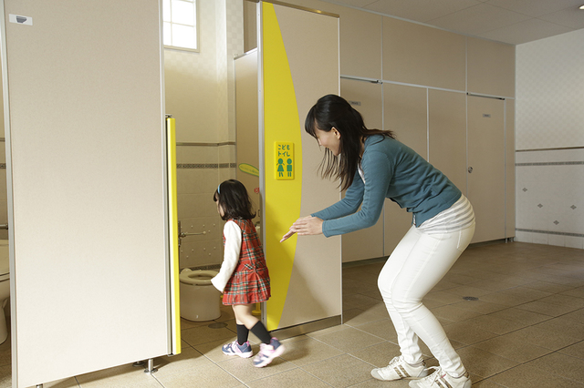 子どもトイレ