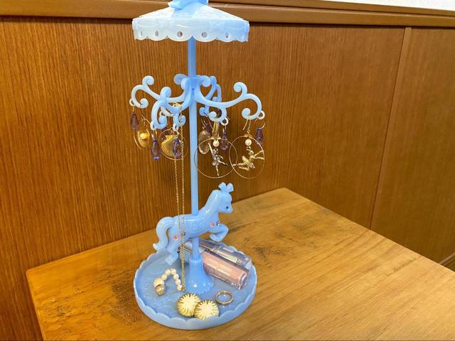 「SWIMMER（スイマー）／メリーアクセサリースタンド638円（税込）」