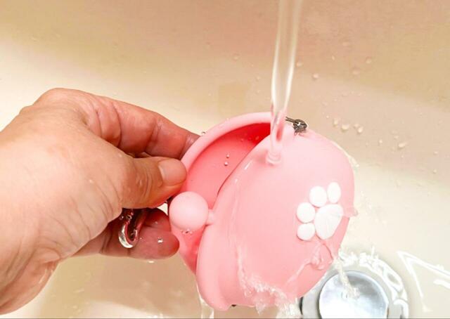 【ぽちのPOCHI シリコンがまぐち】シリコン素材なので丸洗いOK！いつでも清潔に使えます