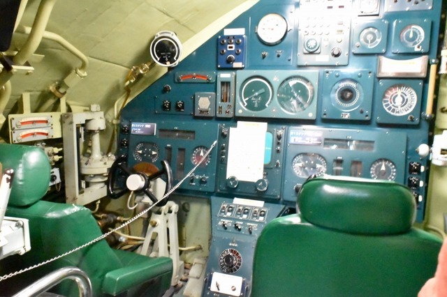 操縦席で記念撮影できる