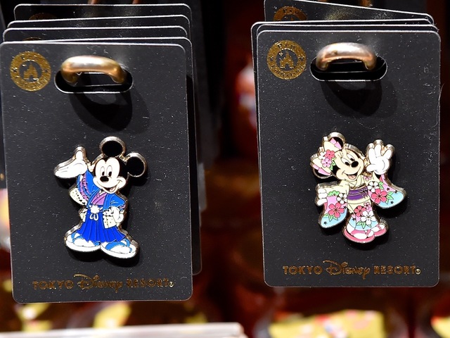 ピンバッジ 価格1000円