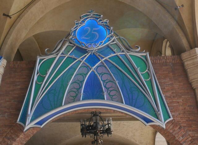 「東京ディズニーシー　25周年“スパークリング・ジュビリー”」デコレーション