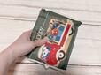 ポケットのサイズは約縦15×横18cmで、持ち歩き用のエコバッグとしても使いやすい！