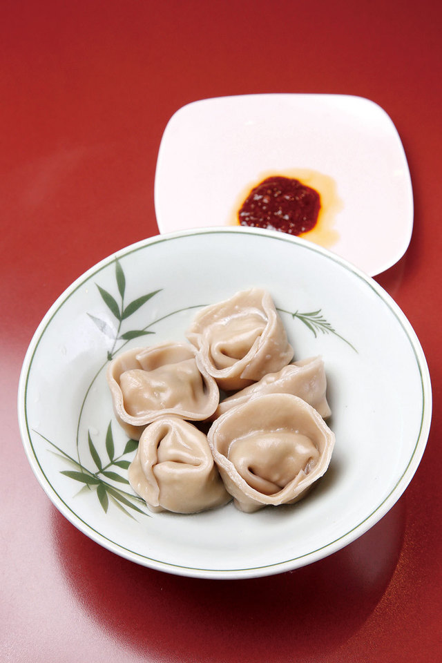 按田餃子　水餃子 鶏香菜と胡瓜（5個）　450円