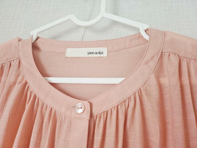 【SHOO・LA・RUE　シャツワンピース】フワッと女性らしさを演出してくれる丸襟がかわいい