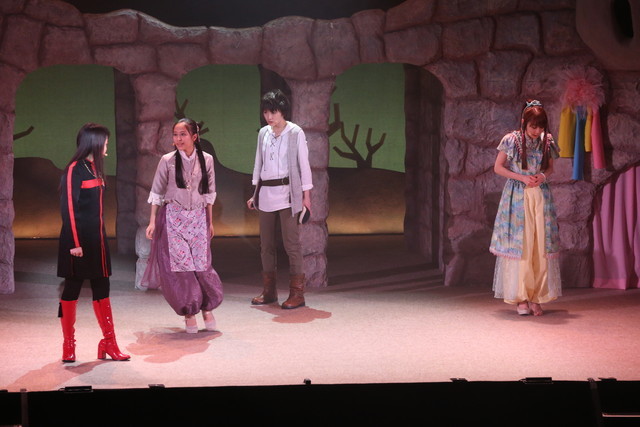 演劇女子部「TRIANGLE-トライアングル-」／公演写真