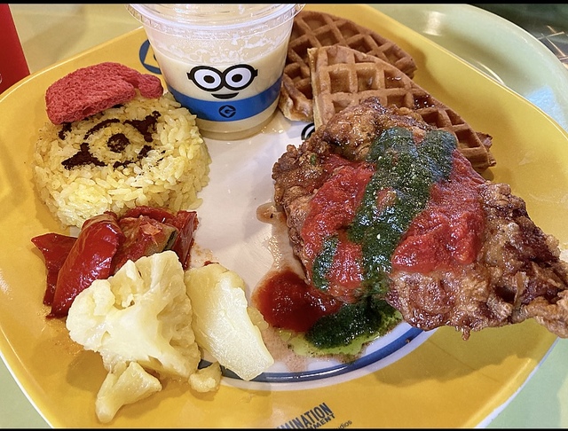 クリスマス・ミニオン・ワッフルチキンプレート