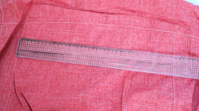 【ワークマン フレイムテックマウンテンザックライトウォームレイン】背ポケットは幅40cm