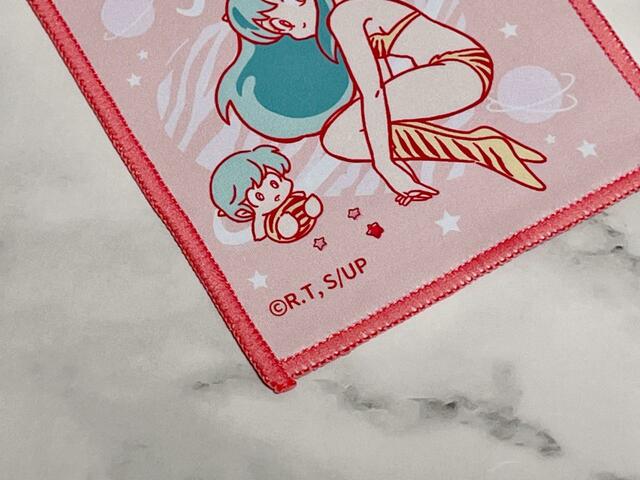 【100円ショップ×うる星やつら】ステッチもピンクで統一されています