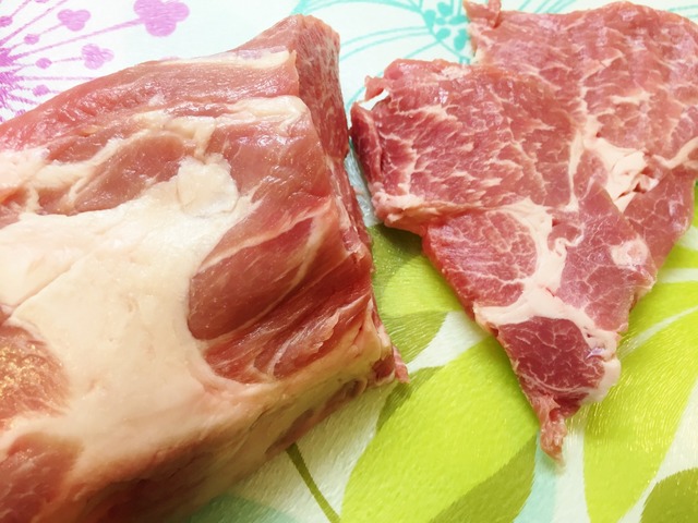 生でも切ればわかる肉の固さ