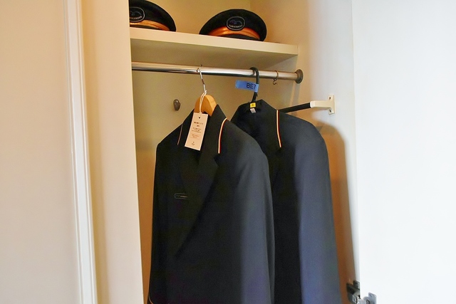 制服は2着用意されています