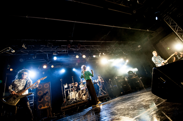 cali≠gari 撮影・市村岬