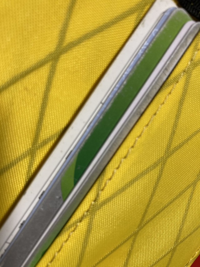 【KEBOZ XPAC MINI WALLET】厚手のカードもたくさん入ります