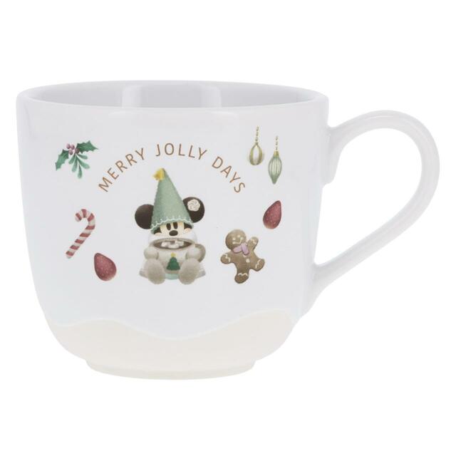 マグカップ 2,400円|東京ディズニーリゾート「ディズニー・クリスマス」スペシャルグッズ|販売店舗:東京ディズニーランド「ディズニー&カンパニー」、東京ディズニーシー「ガッレーリア・ディズニー」|発売日:2026年11月10日(火)