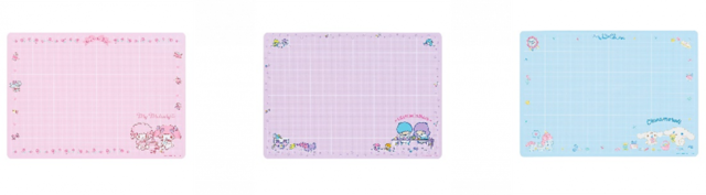 カッティングマット（全3種）　各2,200円