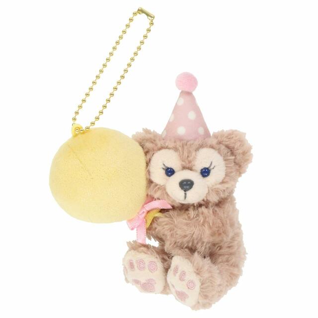 ぬいぐるみチャーム 2,200円｜サイズ：高さ約11cm｜“ダッフィー＆フレンズのフロム・オール・オブ・アス”第2弾グッズ｜東京ディズニーリゾート40周年“ドリームゴーラウンド”｜発売日：2023年5月18日（木）｜販売店舗：東京ディズニーシー「 マクダックス・デパートメントストア」