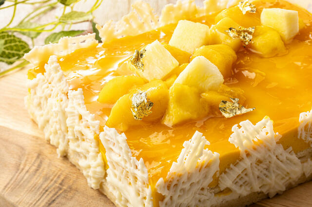 「マンゴーとココナッツのケーキ」＜期間：2025年7月1日～8月31日＞【“マンゴーとココナッツのケーキ”や“スペシャルなかき氷”も登場！オリエンタルホテル広島「夏のデザートブッフェ付きランチ」開催！】