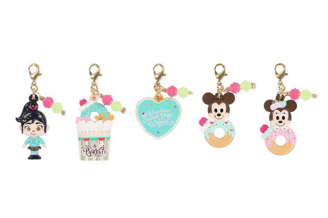 チャームセット 3,000円｜ディズニー・パルパルーザ“ヴァネロペのスウィーツ・ポップ・ワールド”グッズ｜販売店舗：東京ディズニーランド「ディズニー＆カンパニー」｜発売日：2026年4月8日（水）