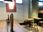 【PRONTO 】店内はコンセントのある席もありゆっくり過ごすこともできます