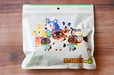 【ファミリーマート『あつまれ どうぶつの森』キャンペーン】「タオルインポーチ」2,290円／パッケージにもキャラクターたちが集合！