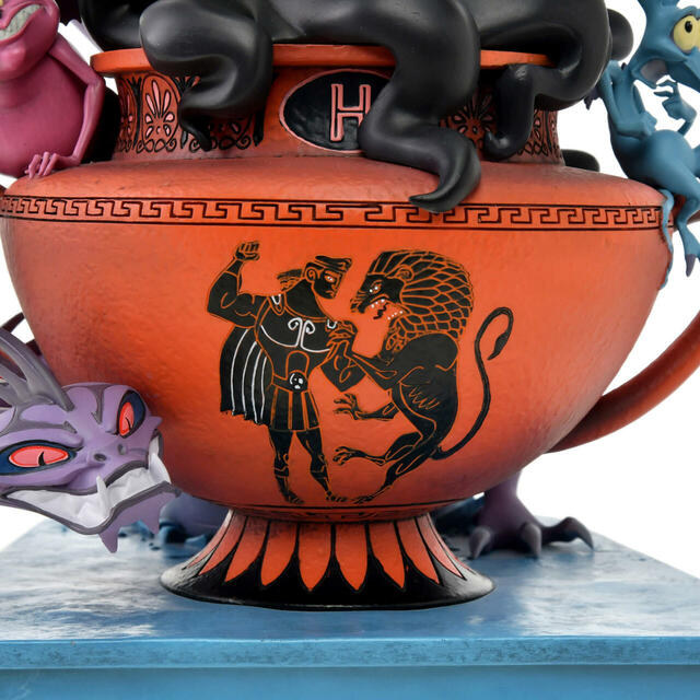ヘラクレス フィギュア ライトアップ Disney Villains 25,000円