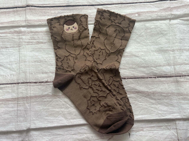 「ちいかわ/刺繍ソックス・くりまんじゅう」税込580円
