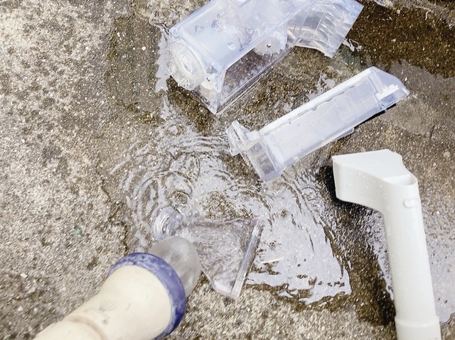 【アイリスオーヤマ ハンディリンサークリーナー】外水栓で気軽に洗えるのがいいですね