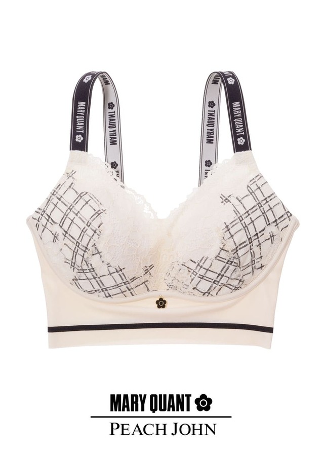 【MARY QUANT×PEACH JOHN】「デイジーロゴゴムナイトブラ」¥4,200、サイズ：BC/DEカップ、UB65/70/75、カラー：アイボリー