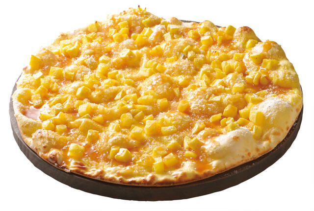 「スイートポテト＆塩キャラメルピザ」【シェーキーズワールドツアー第4弾は“スウェーデン”！「ヤンソンさんの誘惑風ピザ」に「空飛ぶヤコブさん風ピザ」も登場！】