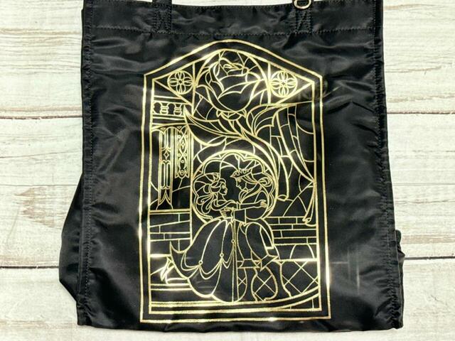 美麗すぎるゴールドの箔プリント！映画『美女と野獣』の最後に登場する、ステンドグラスがモチーフになっています♪