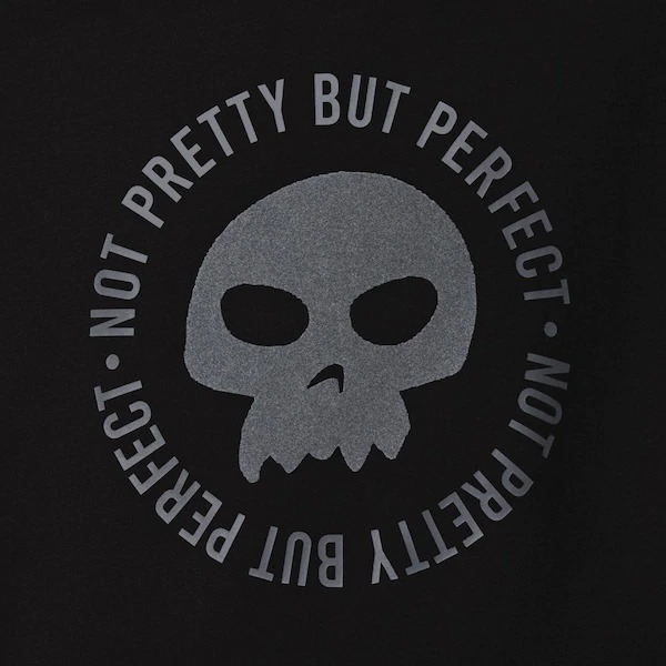 ダブルフェイスビッグパーカ(長袖)PIXAR +E 2,490円