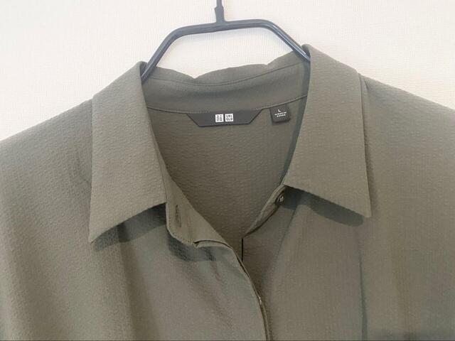 【UNIQLO シアサッカーシャツワンピース】カラーはネイビーとオリーブがあります
