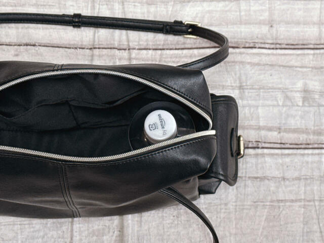 550mLのペットボトルを立てて収納できるサイズ感