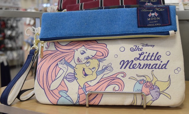 折り畳みポーチ アリエル