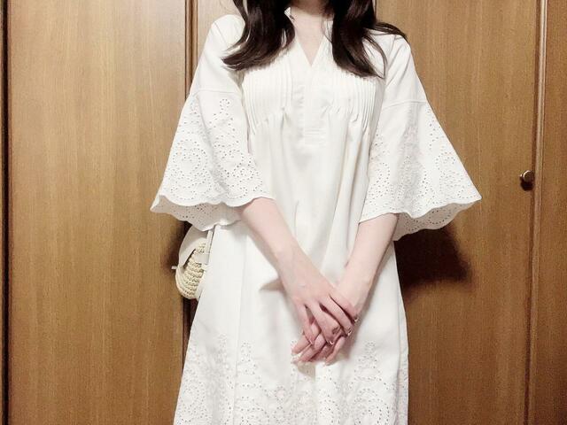 【ROPÉ PICNIC PASSAGE（ロペピクニック パサージュ）】肩がけで持つとこんな感じです！