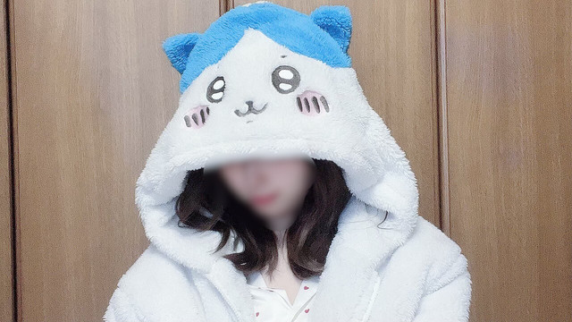 【PEACH JOHN】ハチワレもぴょこんとお耳が立っています♡