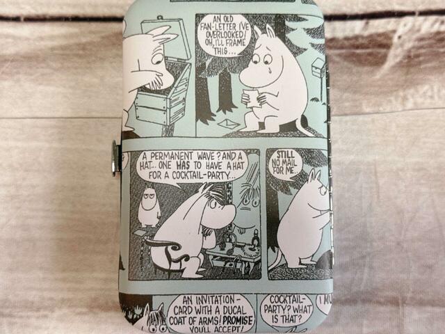 北欧テイストがおしゃれなミントグリーンが基調のコミック柄！