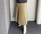 【ワークマン レディース撥水ライトプリーツスカート】今回はベージュのMサイズを選びました