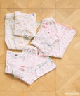 【LOWRYS FARM×mojojojo】レディース「【mojojojo】／ワッフルセットアップ」7,990円、キッズ「【mojojojo】／ワッフルセットアップ」5,990円／キャラクターの総柄がカワイイ、ワッフル素材のセットアップ