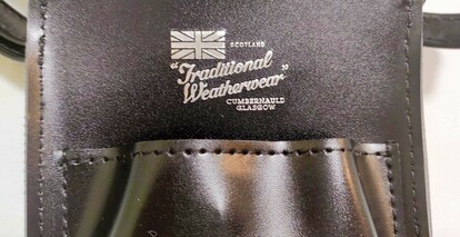 MonoMaxのコンビニ限定付録「TWWスマホショルダー＆財布」高級感があっ