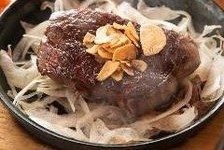 名物ビフテキ　290円